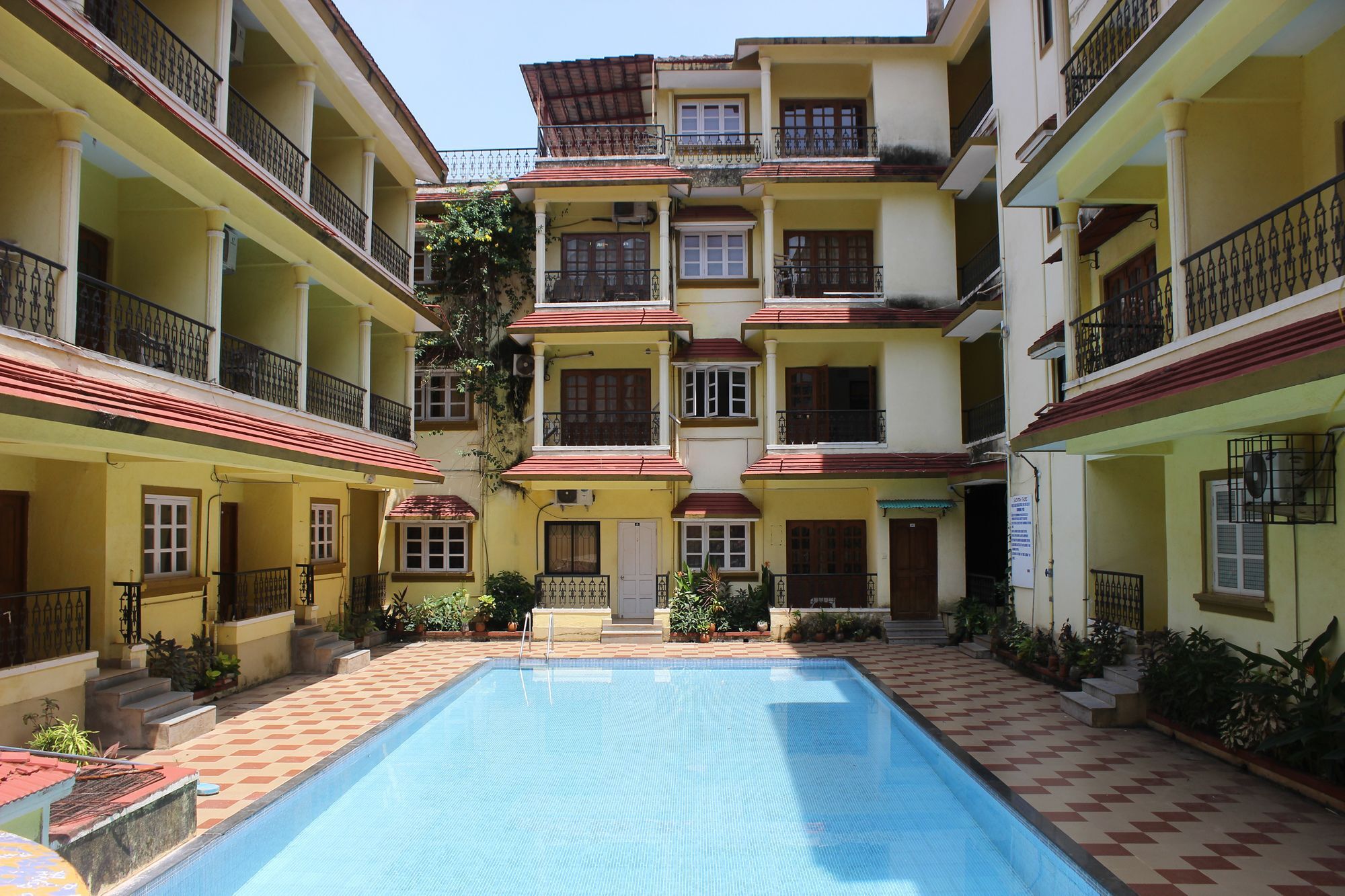 Oyo 7333 V Palms Hotell Candolim Exteriör bild