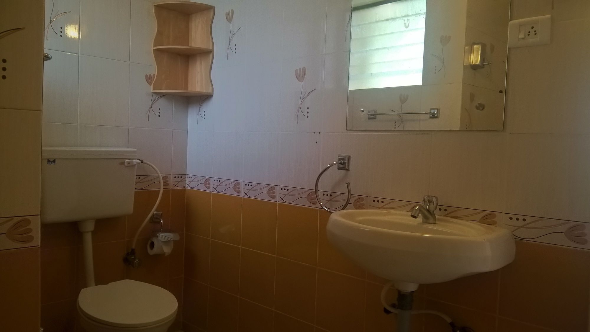 Oyo 7333 V Palms Hotell Candolim Exteriör bild